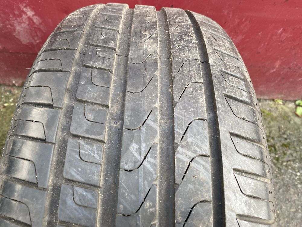 Opona Lato Pirelli 225/40/18 Pojedynka