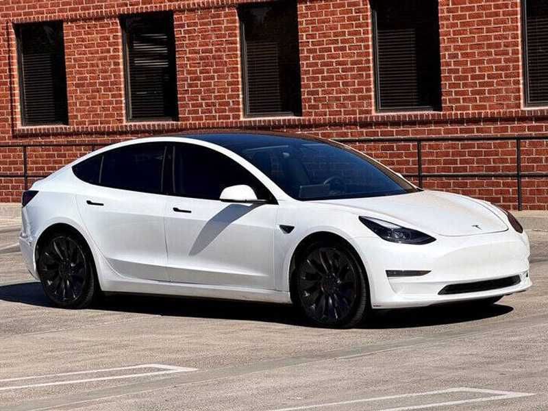 Tesla Model 3 Performance      2021