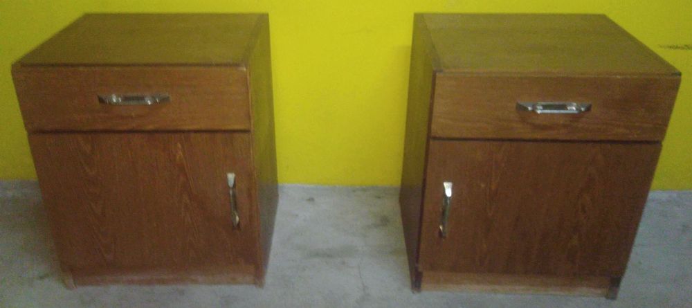 Quarto (cama + mesinha + móvel)