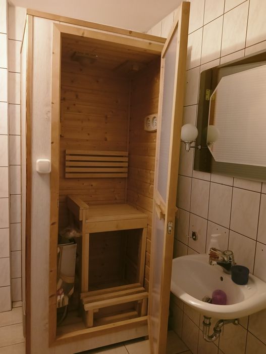 Sprzedam Saunę domowa z elektrycznym piecykiem