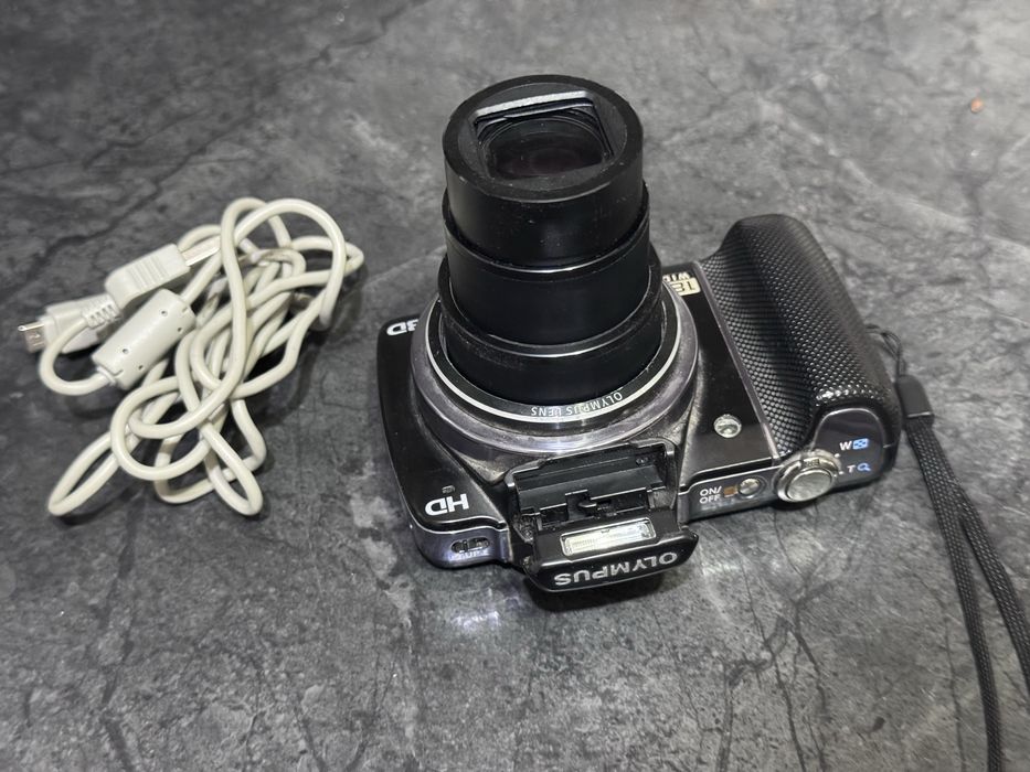 Цифровой фотоаппарат Olympus SZ-10