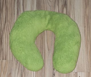 Poduszka zagłówek zielony