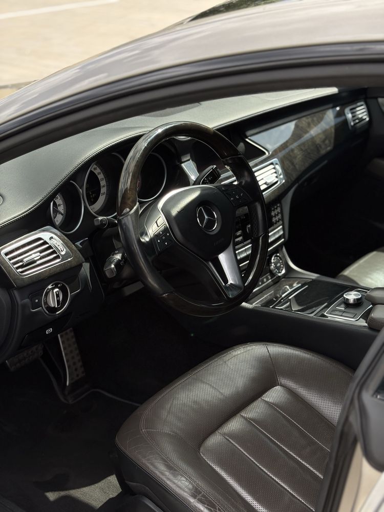 CLS 350d w218 2011