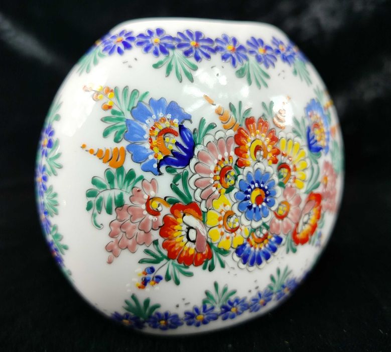 Cepelia Opole ręcznie malowany wazonik porcelana wzory ludowe kwoaty