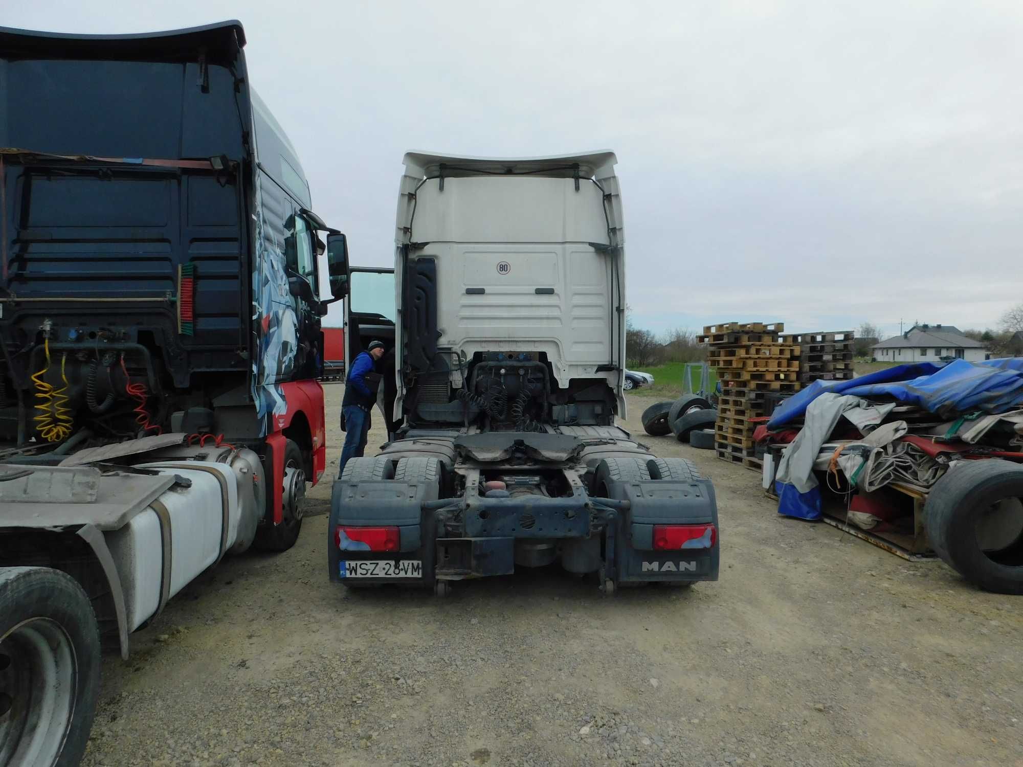 Syndyk sprzeda - ciągnik samochodowy MAN TGX 14.880, 2014r.