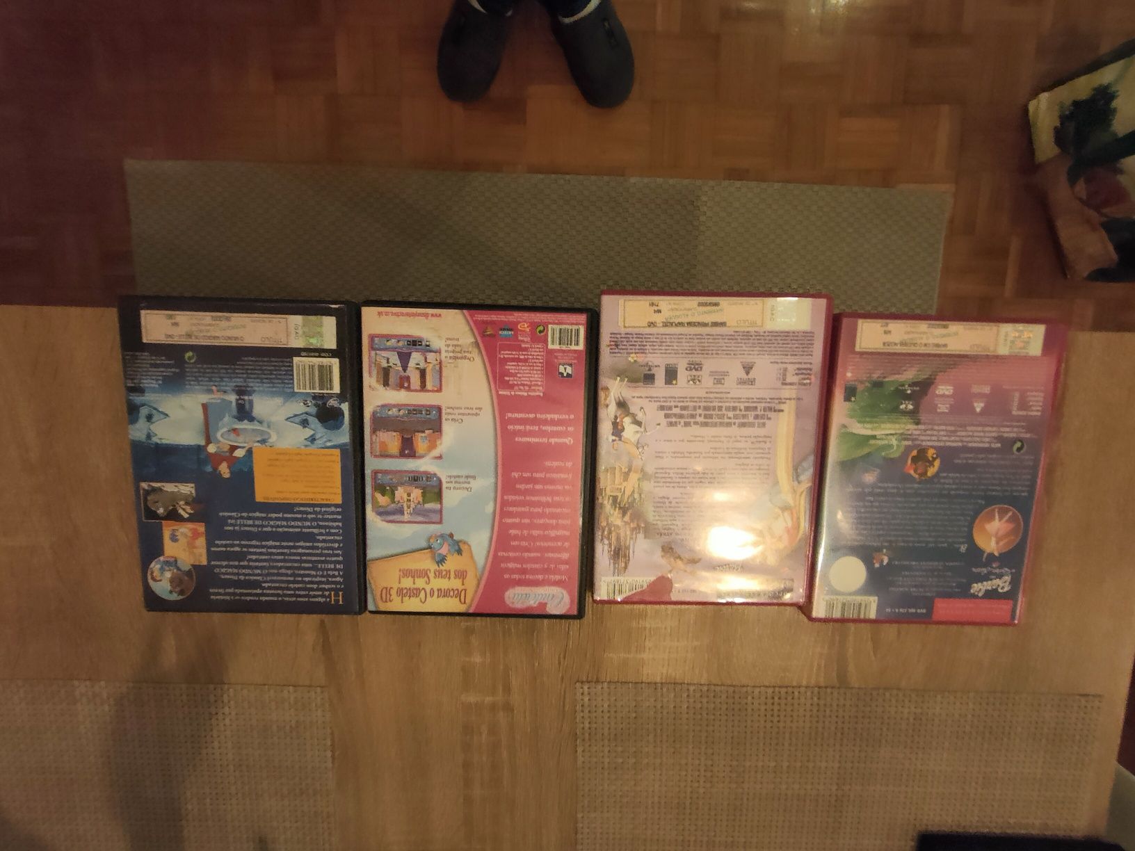 Vários DVD s originais  da Disney