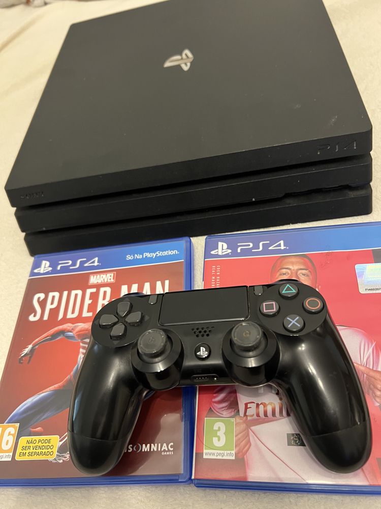 Ps4 pro 1Tb com comado original e