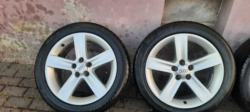 Felgi wraz z oponami letnimi AUDI  7.5Jx17 H2 ET32