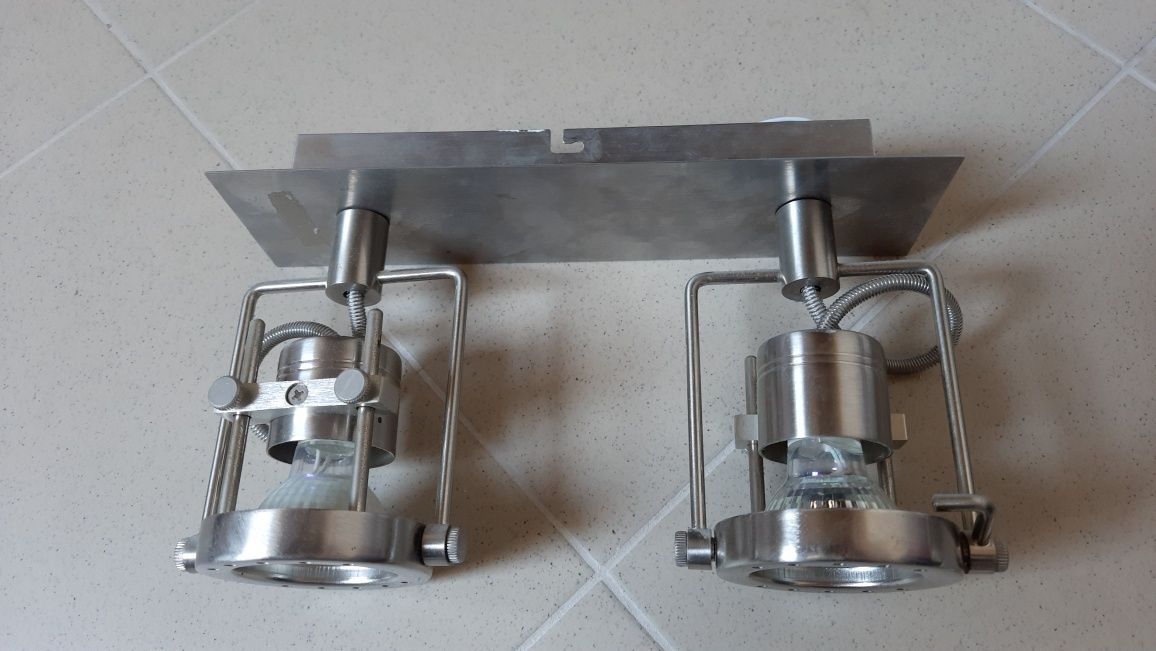 Sprzedam lampy halogenowe 2 mniejsze + 1 większa