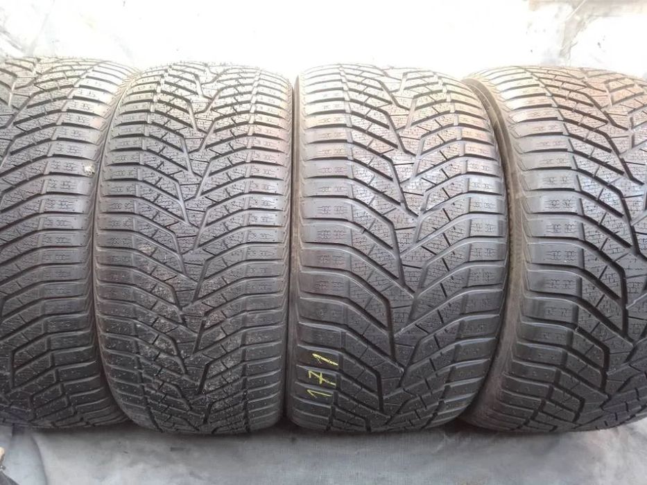 Yokohama BluEarth Winter V905 315/35 R20 110V 275/40 R20 106V 2024