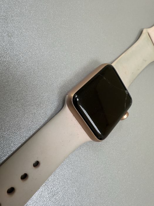 Apple Watch 3 38mm Gold