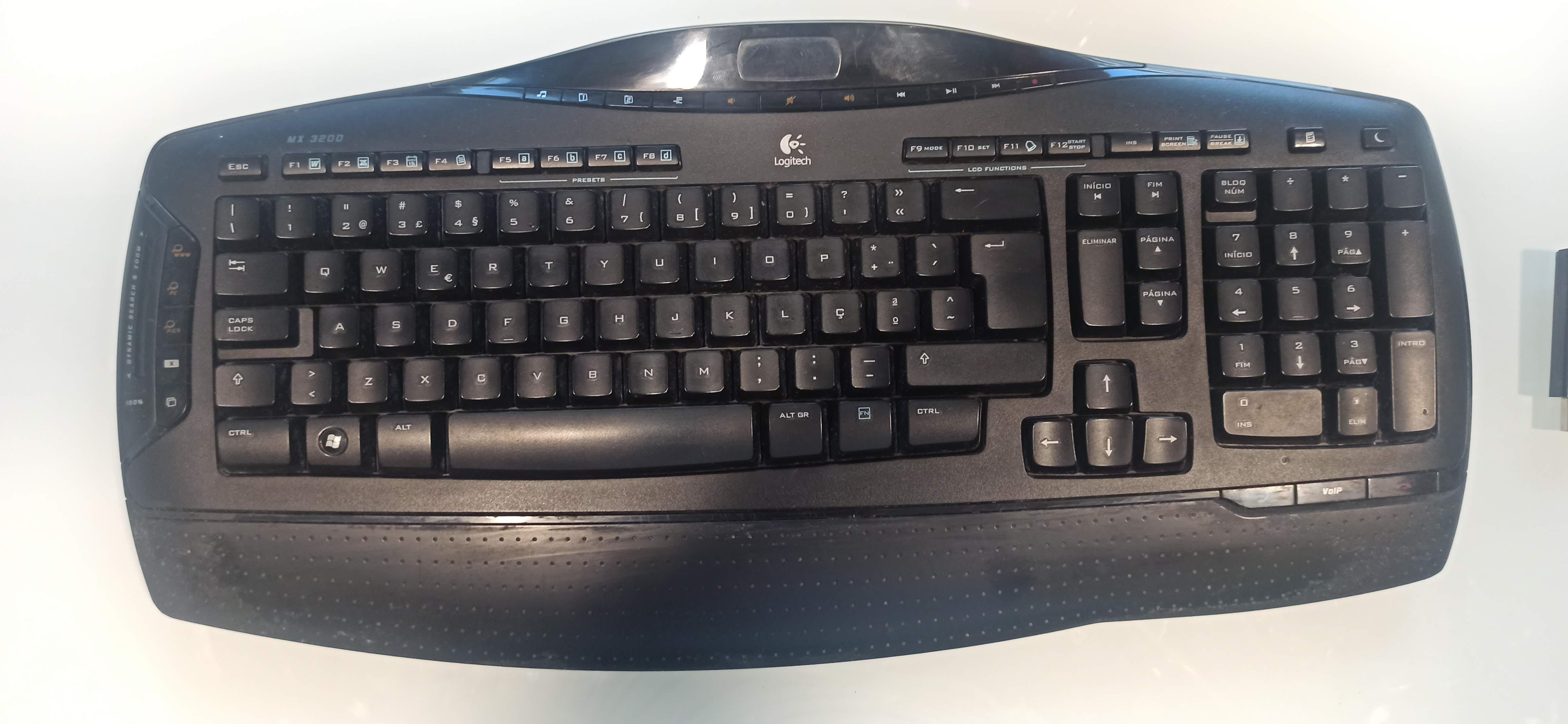 teclado Logitech MX3200