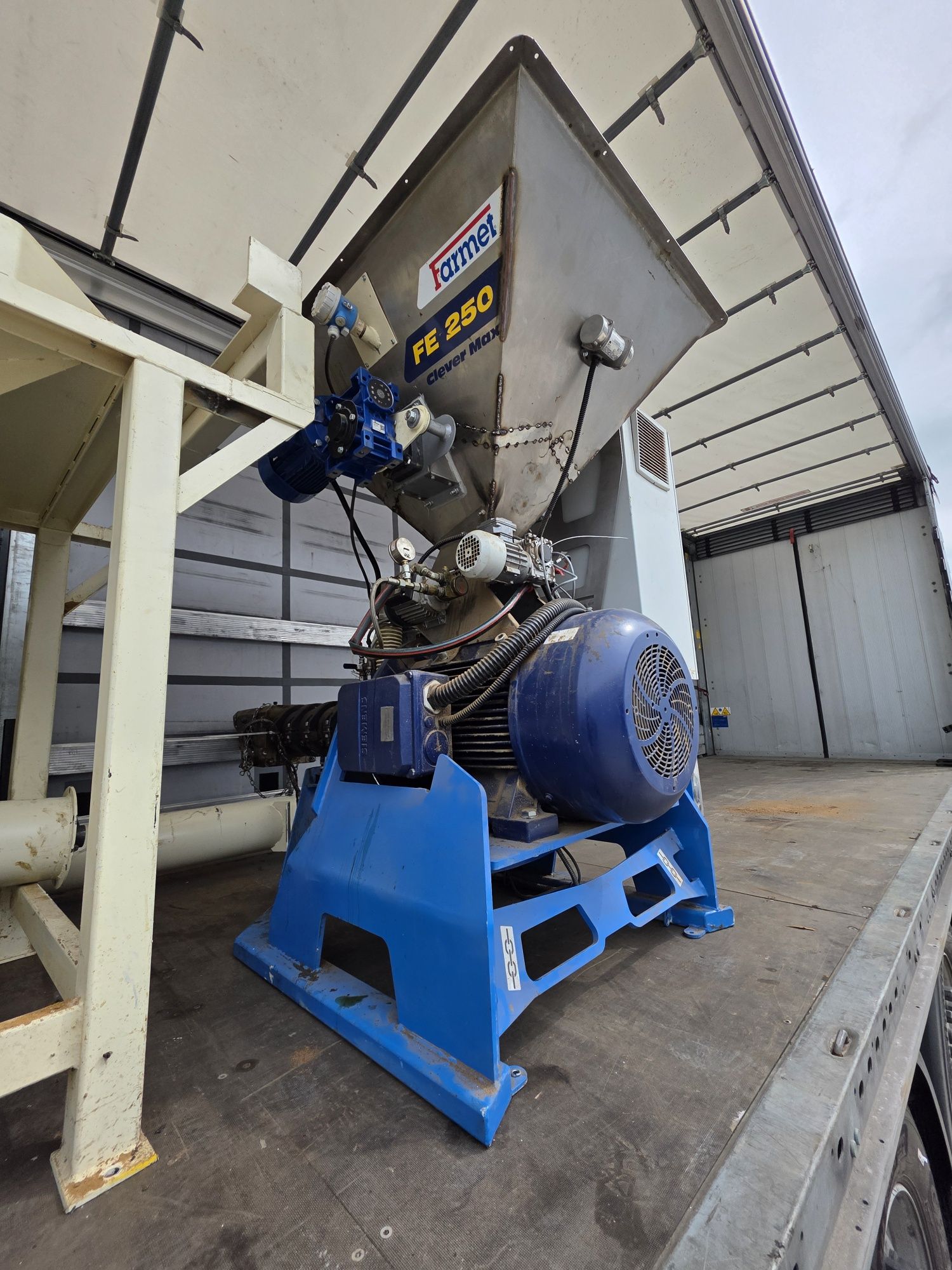 Ekstruder extruder Farmet FE250 WFM 30,5KW