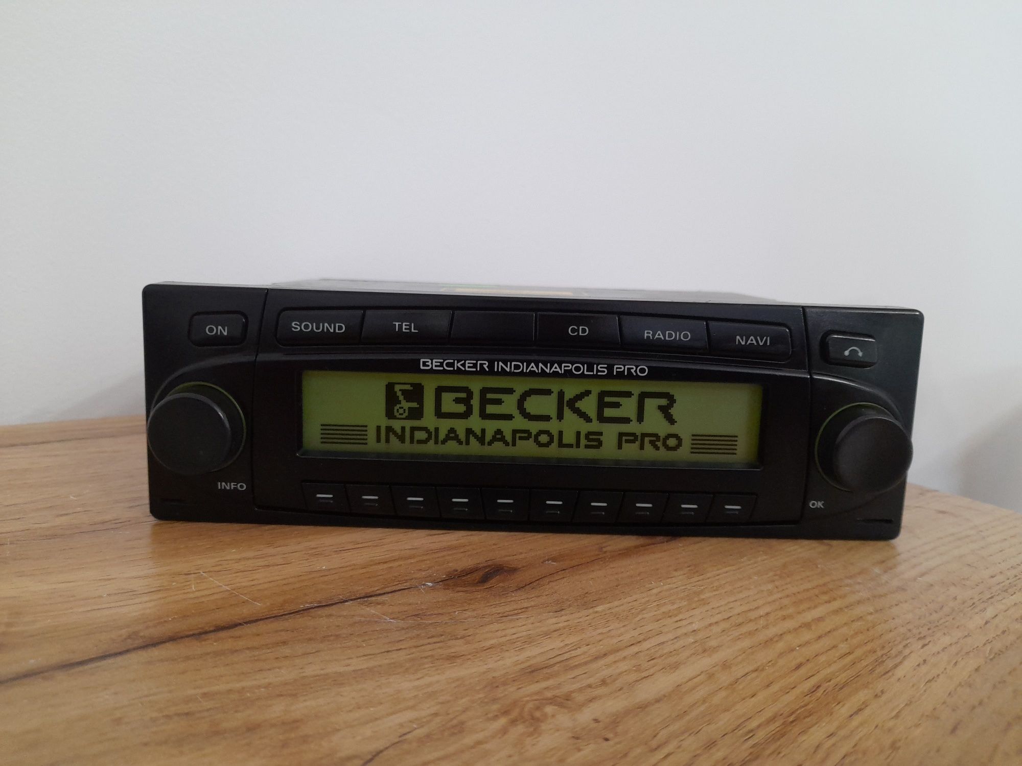 Radio Becker Indianapolis PRO BE7950 Bluetooth MP3