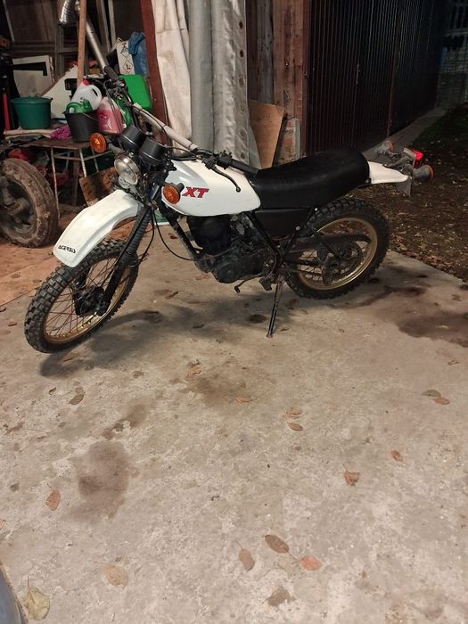 Cross yamaha xt 250