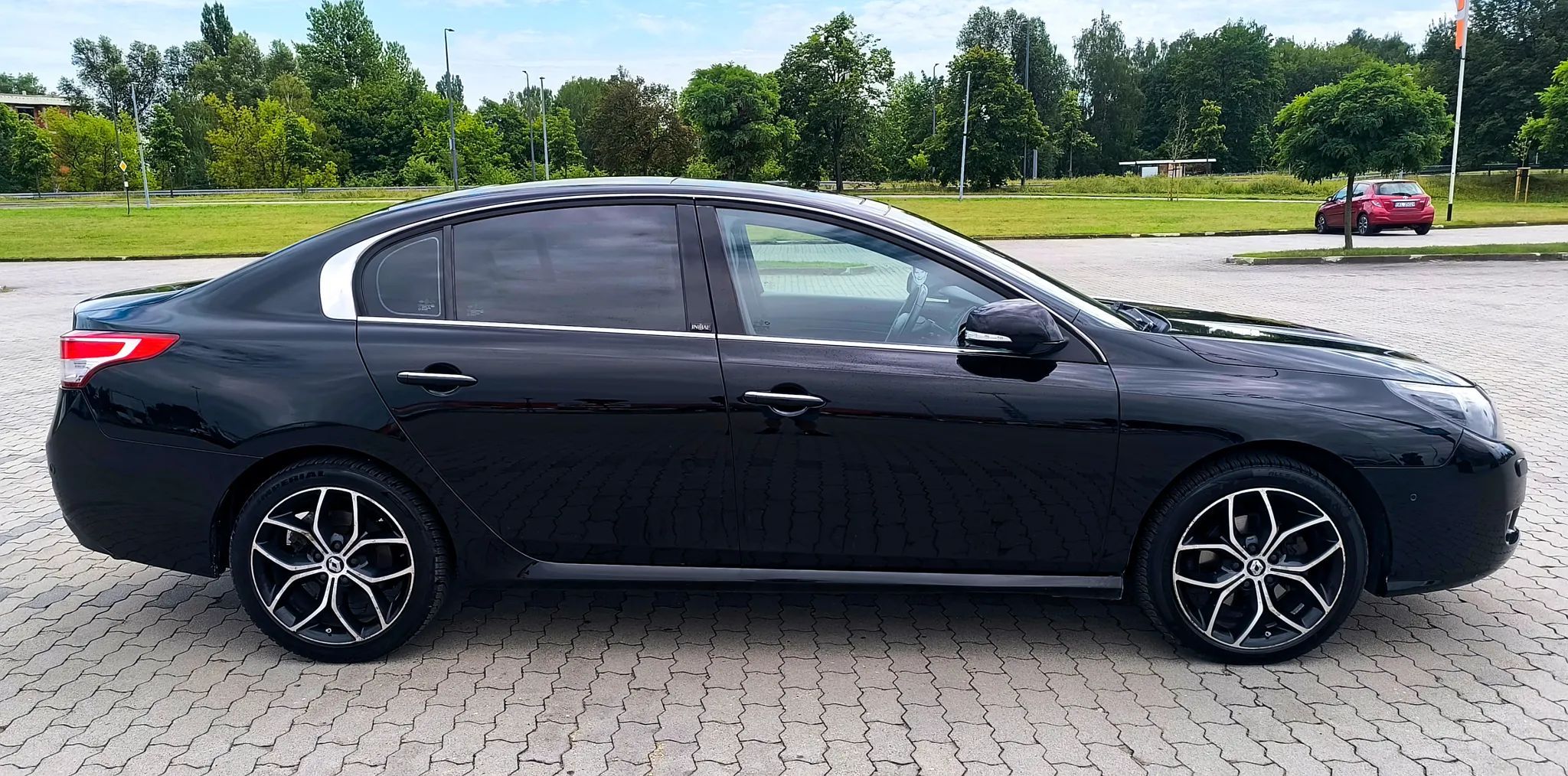 Renault Latitude Renault Latitude 2.0dci o mocy 173 KM