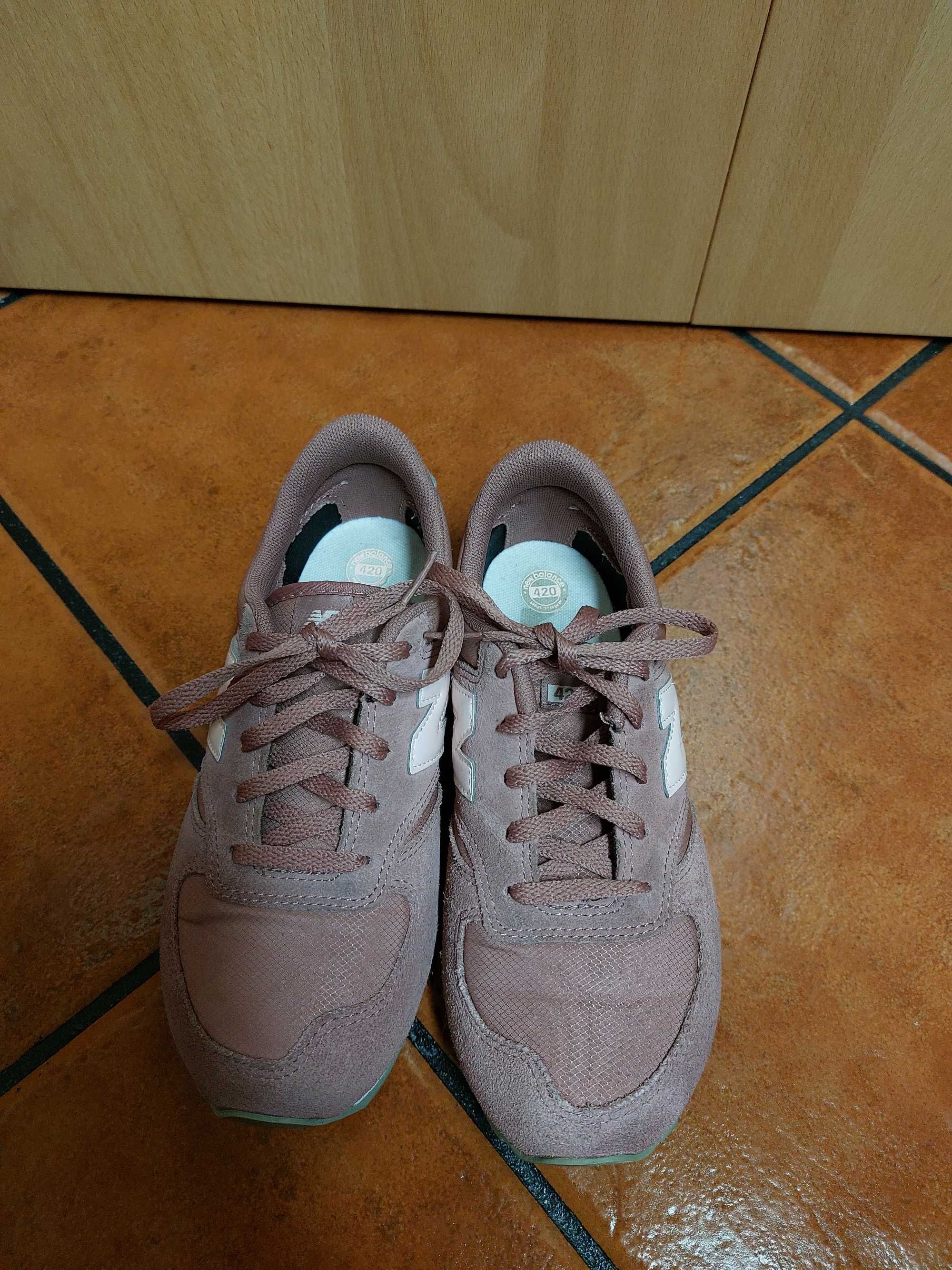 Sapatilhas New Balance rosa