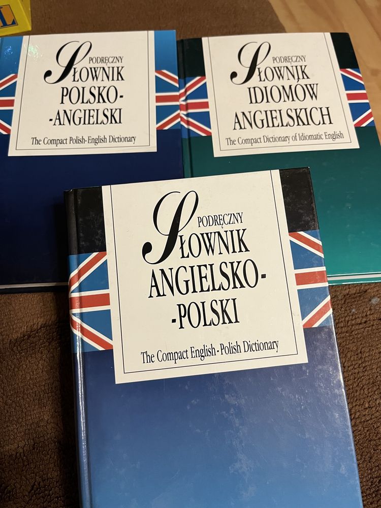 Słownik polsko angielski-3 części.