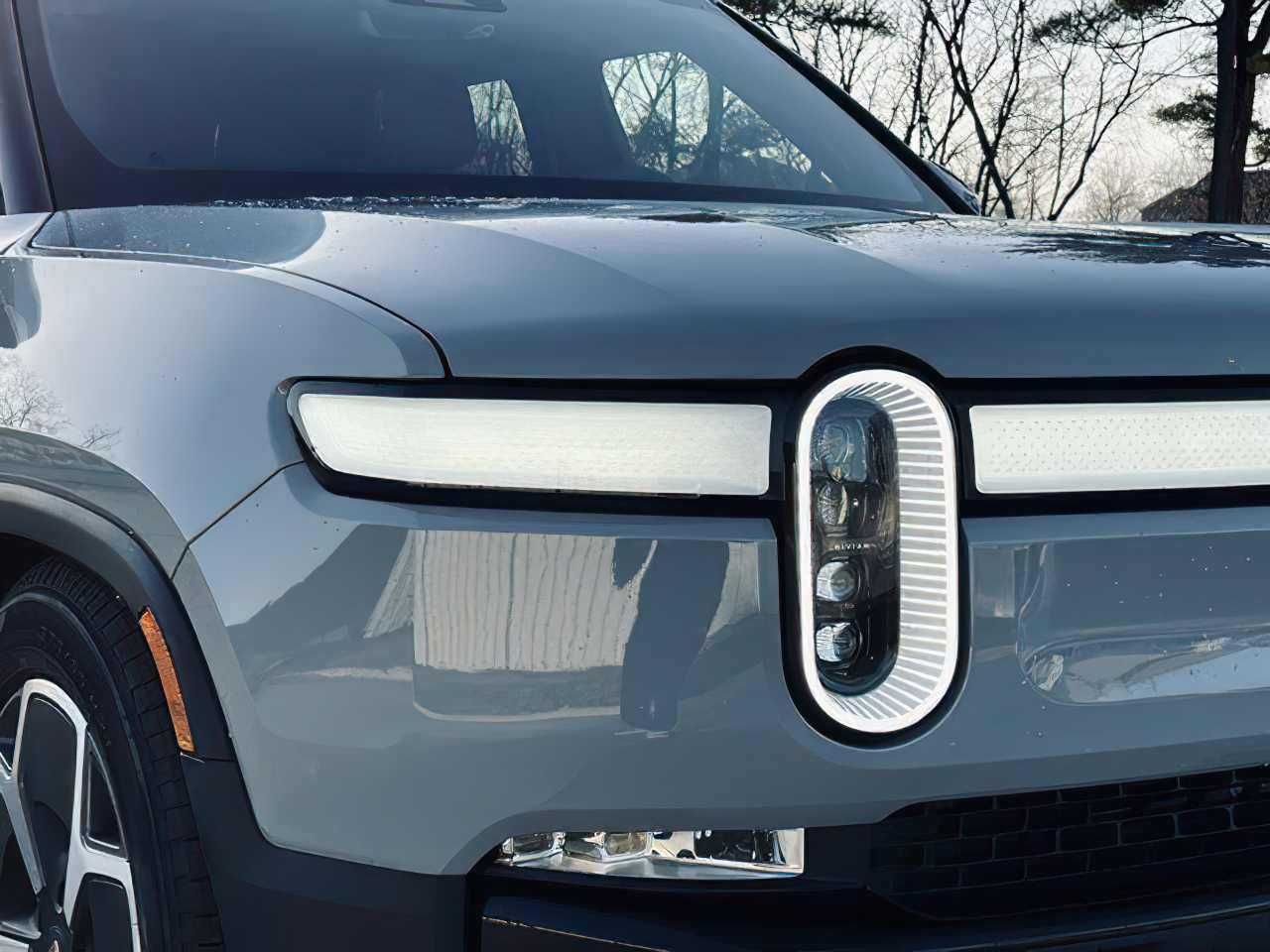 2023 Rivian R1S Adventure