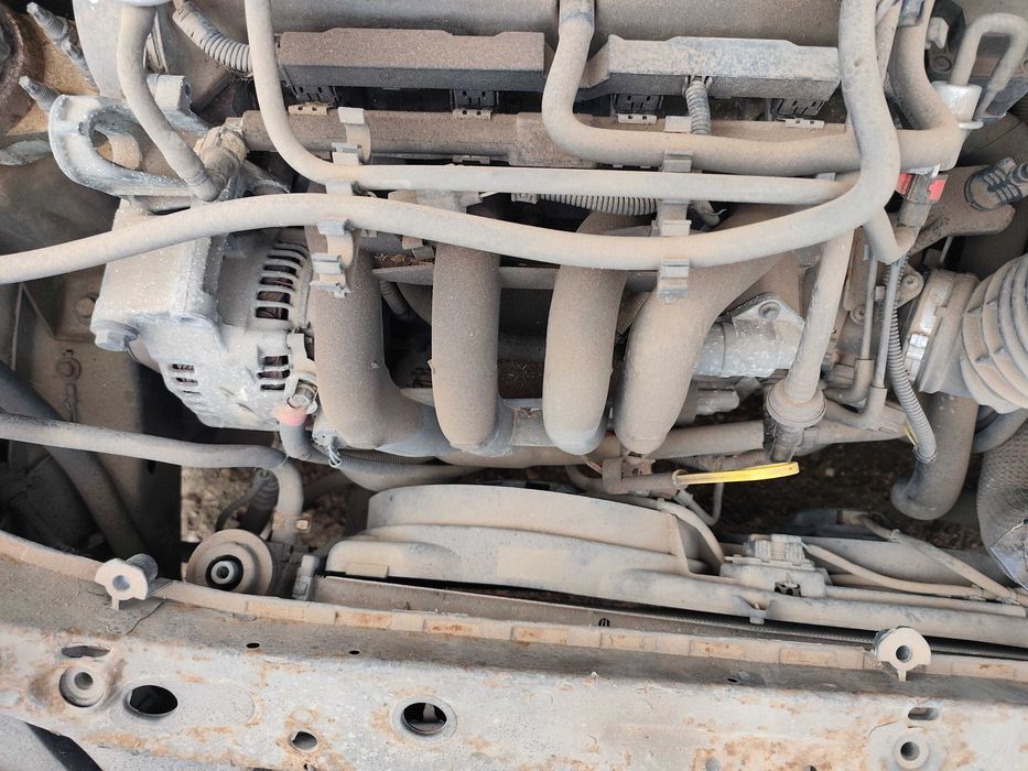 Ótimo carro após um pequeno acidente.