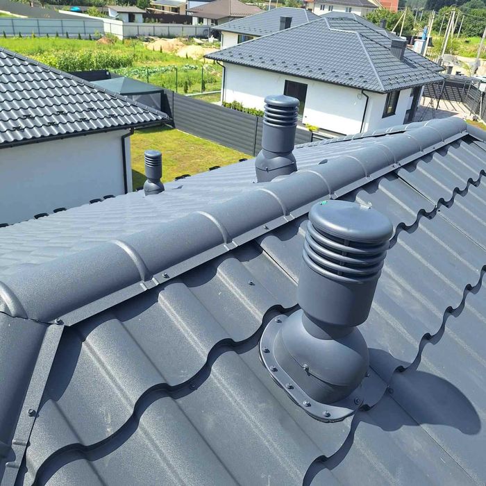 Вентиляція в будинку, вихід вентиляції збоку, вентиляція через дах