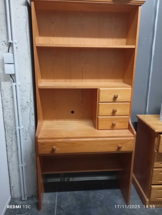 Escrivaninha / Secretaria