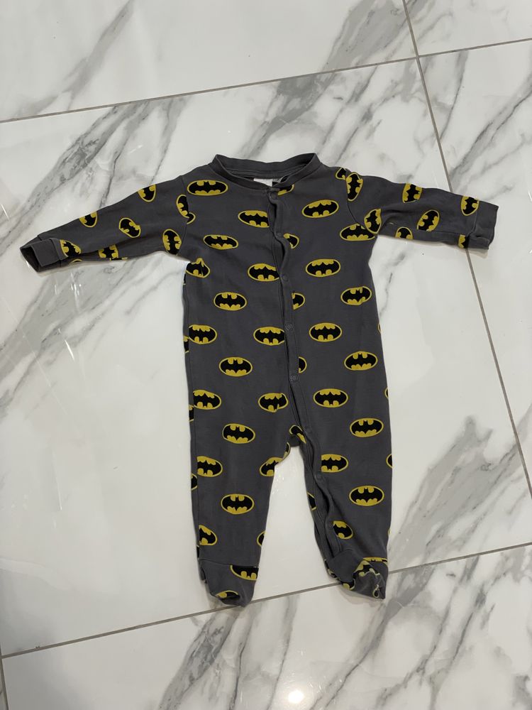 Pajacyk batman pajcyk H&M rozmiar 62