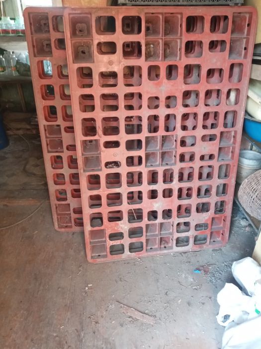 Поддоны Паллеты Пластиковые