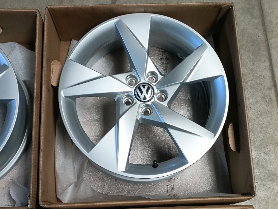 NOWE Alufelgi VW 17 cali 5x100 Polo Golf Vento Bora