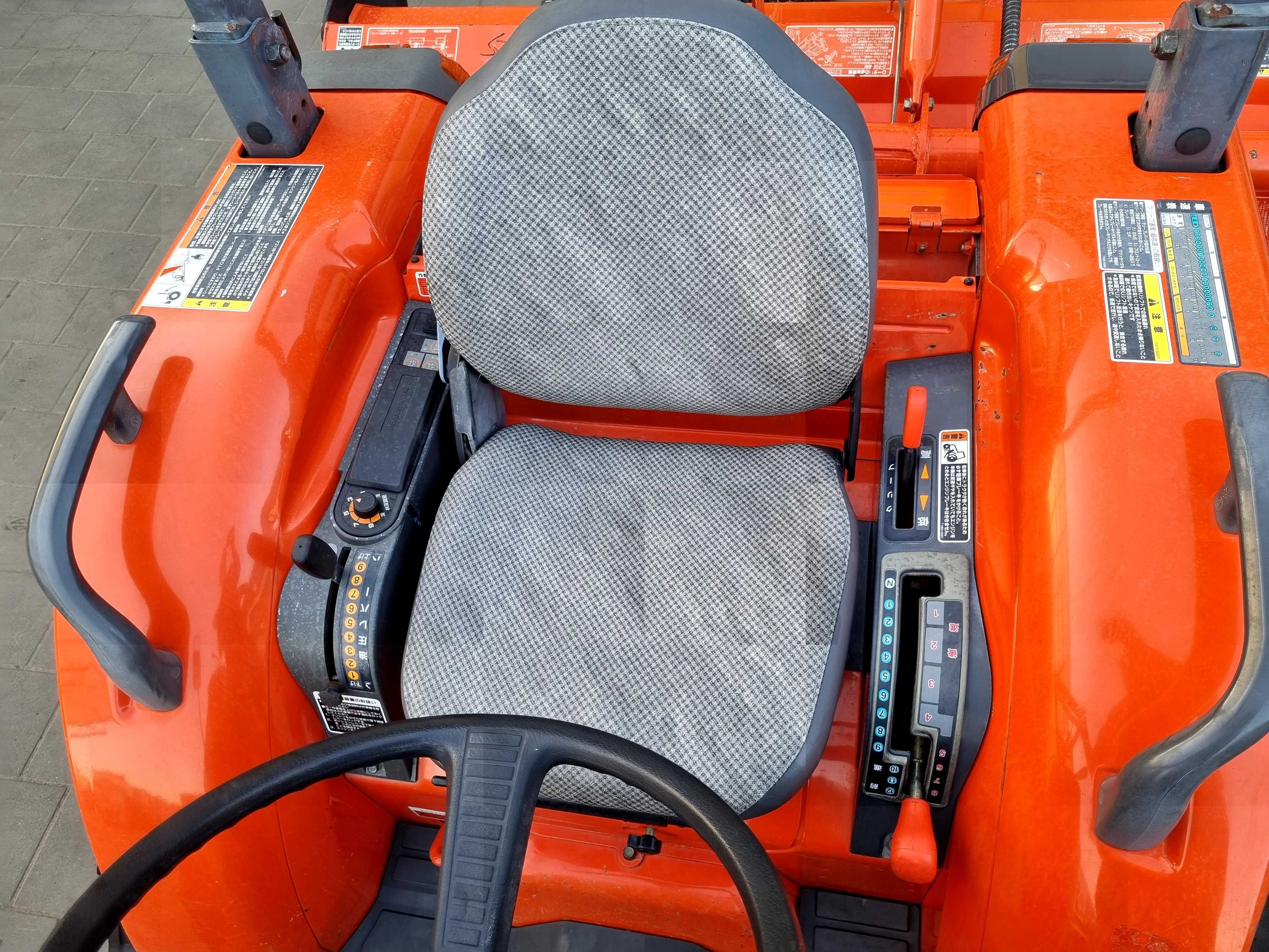 Японський мінітрактор Кубота Kubota KL-25