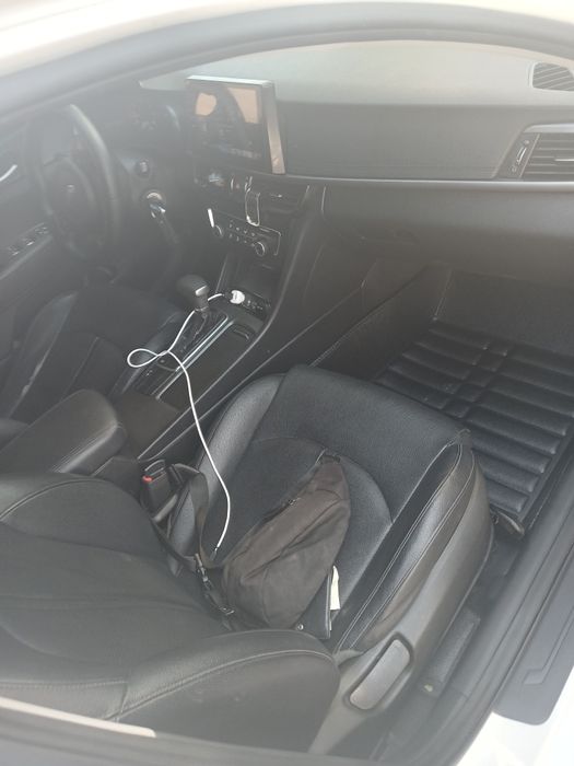 Автомобіль  киа  к5