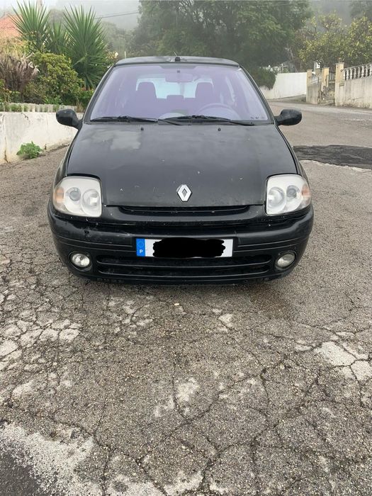 Renault clio  1.6 ano 99