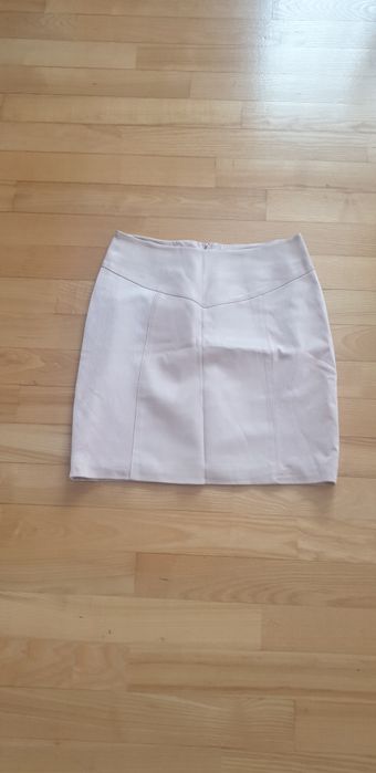 Spodniczka z ala skóry orsay