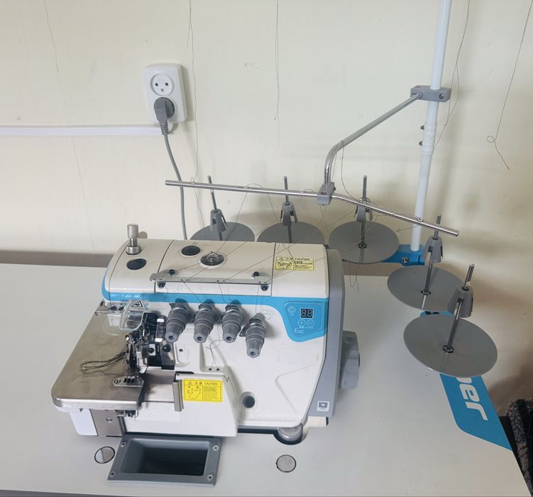 Jack оверлок 5 нитковий