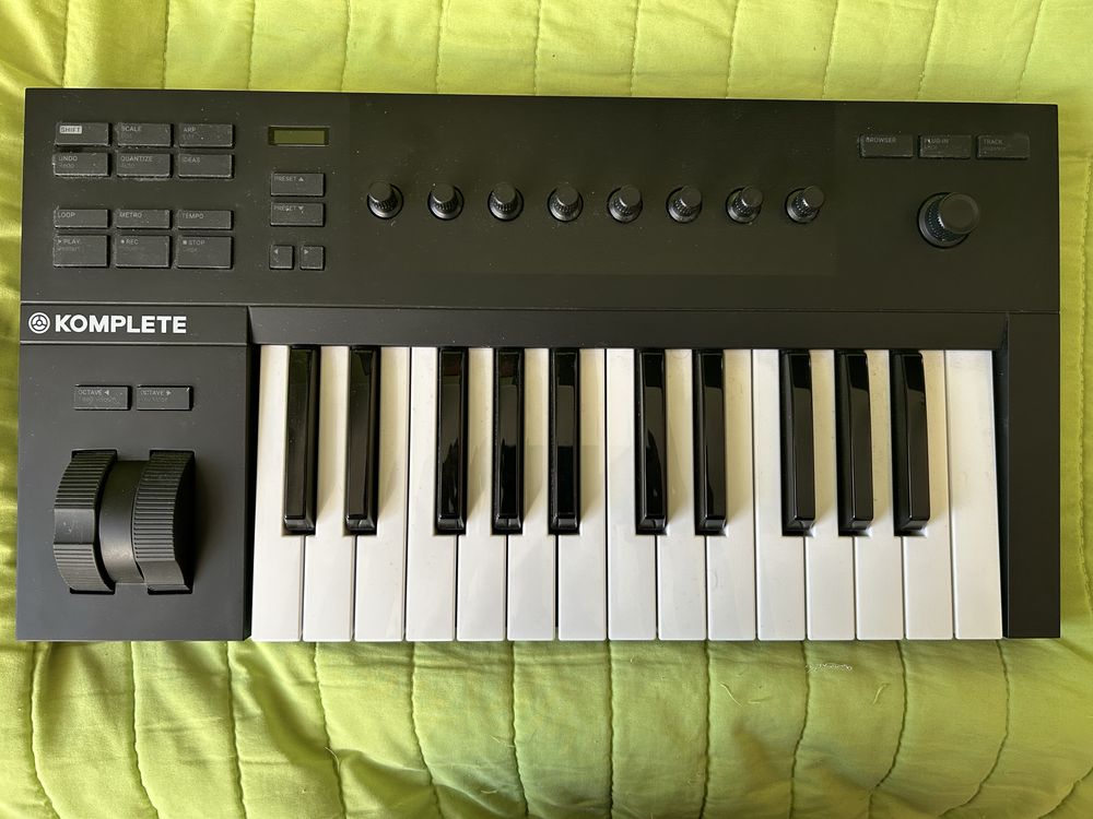 Klawiatura sterująca midi Native instruments komplete kontrol A25