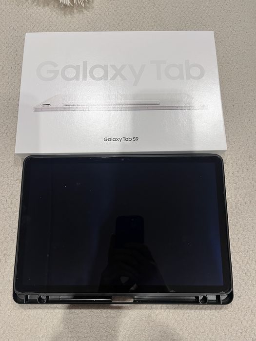 Sprzedam tablet Samsung Tab S9 X710 12/256 GB na gwarancji!