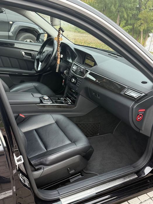 Mercedes-Benz  E-Class