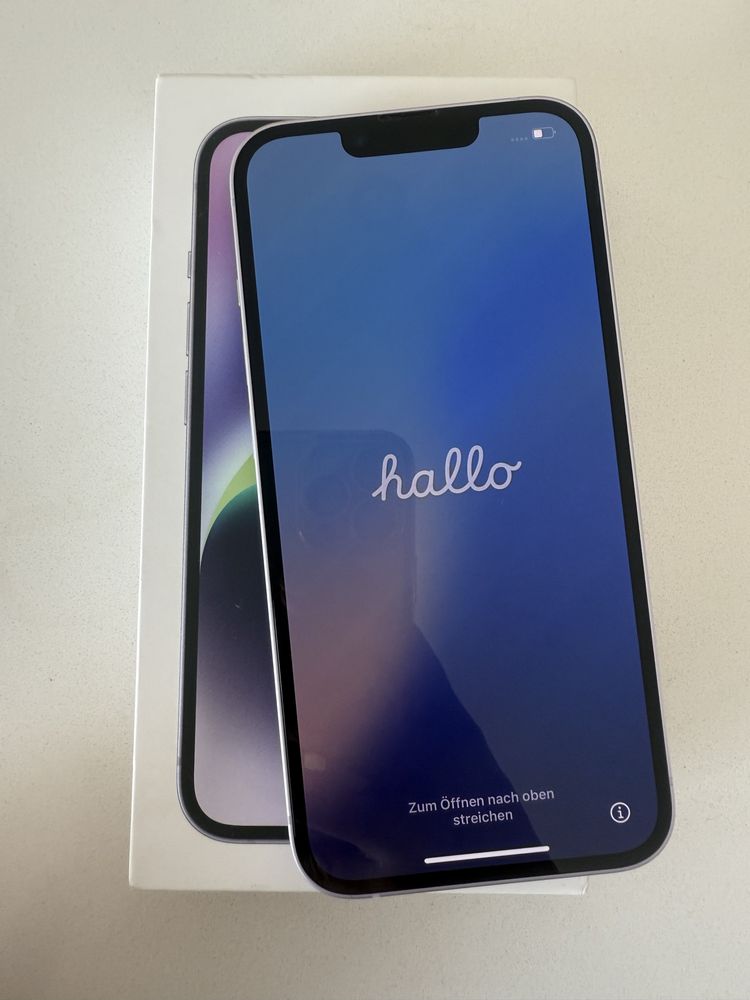 Iphone 14 purple