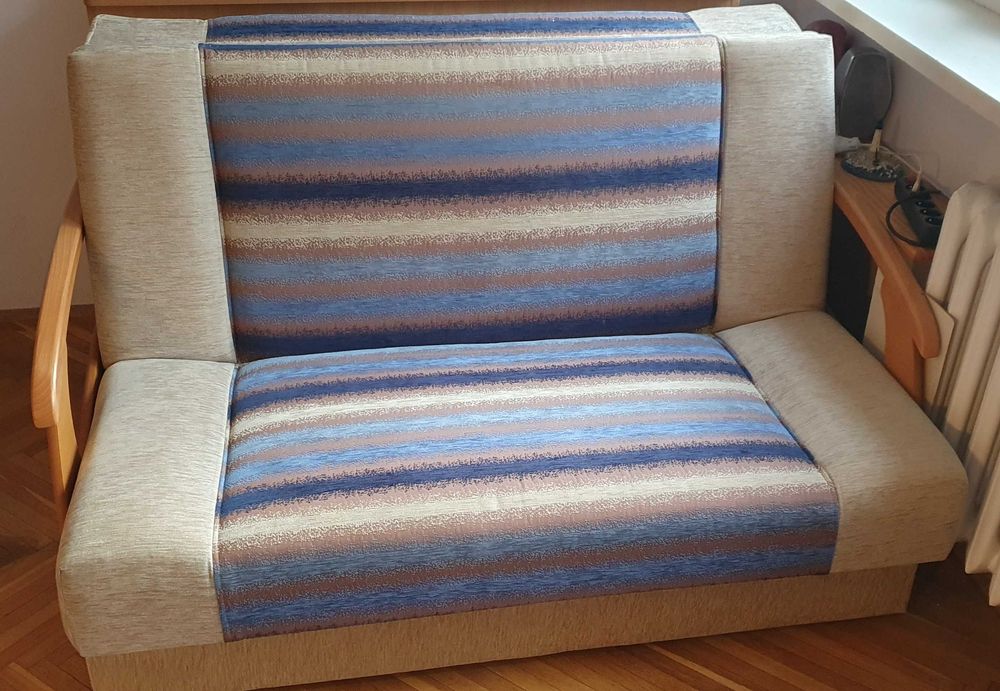 Łóżko i sofa w jednym - 150 x 200 cm - składane - pojemnik na pościel