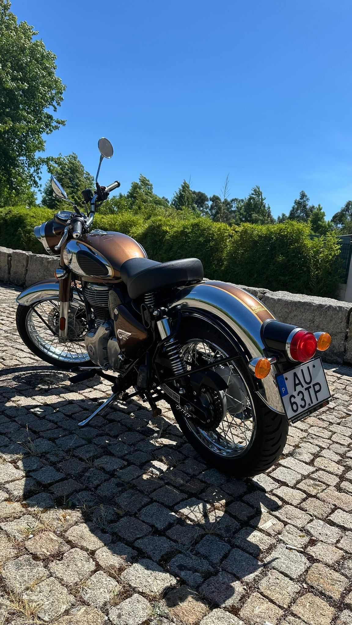 Mota royal enfield classic 350 como nova