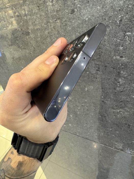 Samsung S22 Ultra 128Gb ( Snapdragon )
Привозився з США, тому має