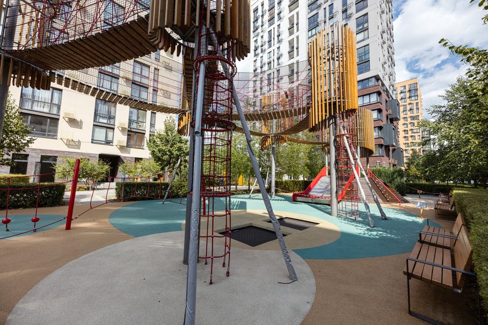 Подобово нова квартира у "Файна Таун". Салютна, Нивки, Щербаківського