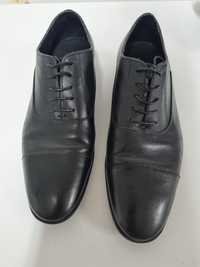 Sapatos homem zara 43