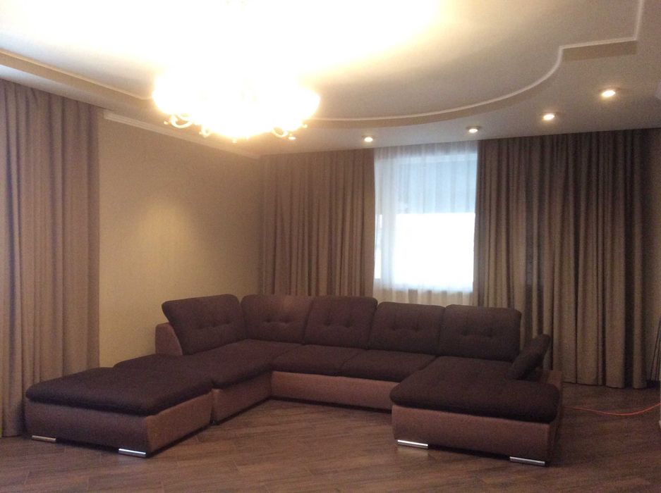 Продам 2 єт. дом 350 кв.м. в г.Вішгороде,микрорайон Дедовица