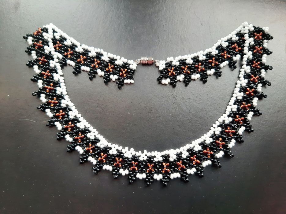 Прикраси з чешського бісера