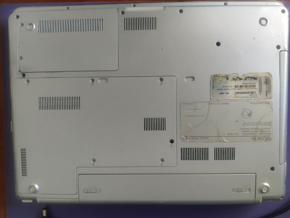 Ноутбук sony varo VGN-CR11SR б/у