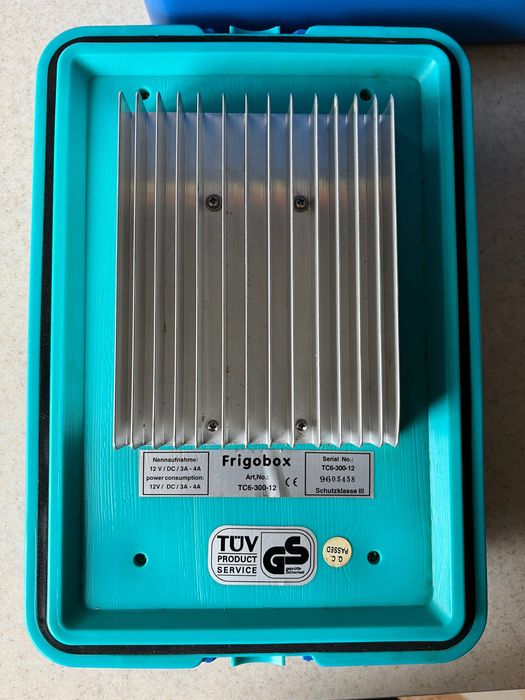 Lodówka turystyczna samochodowa Frigobox chłodziarka na wycieczki