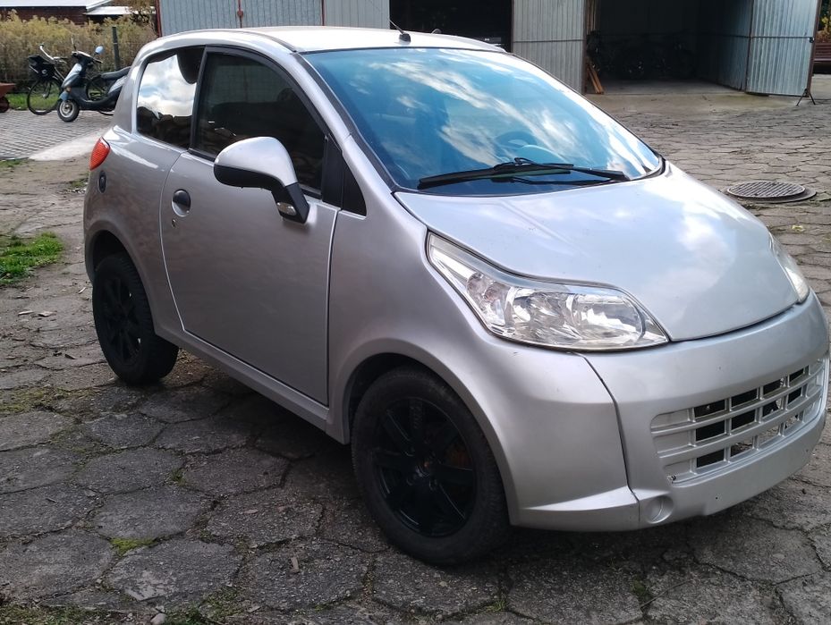 Samochód ALOES SIMPA 2009