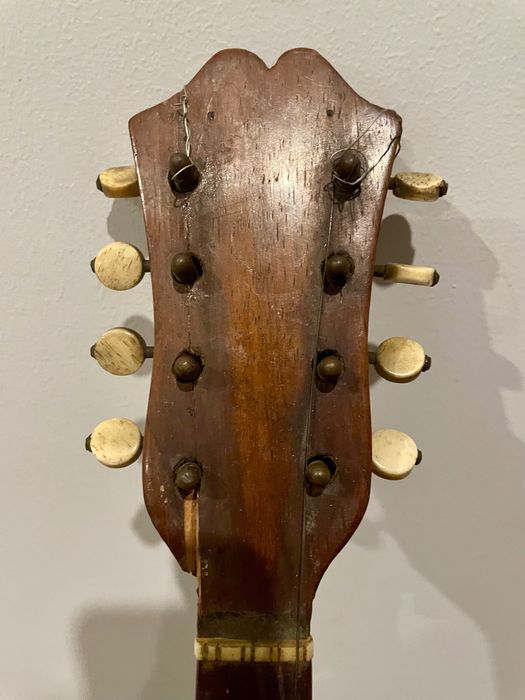 Bandolim antigo para restauro