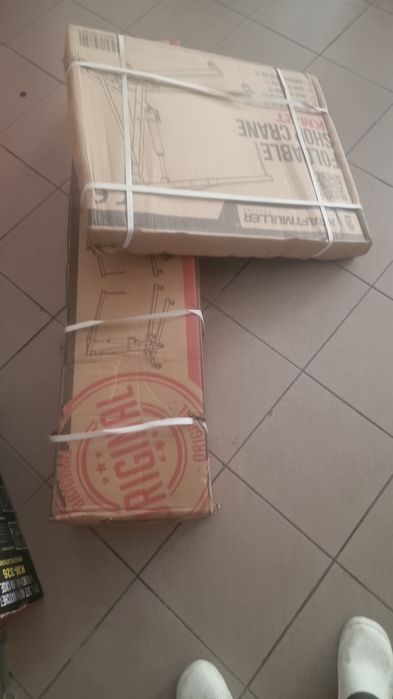 Grua 2T novos ideal para oficinas mecânica